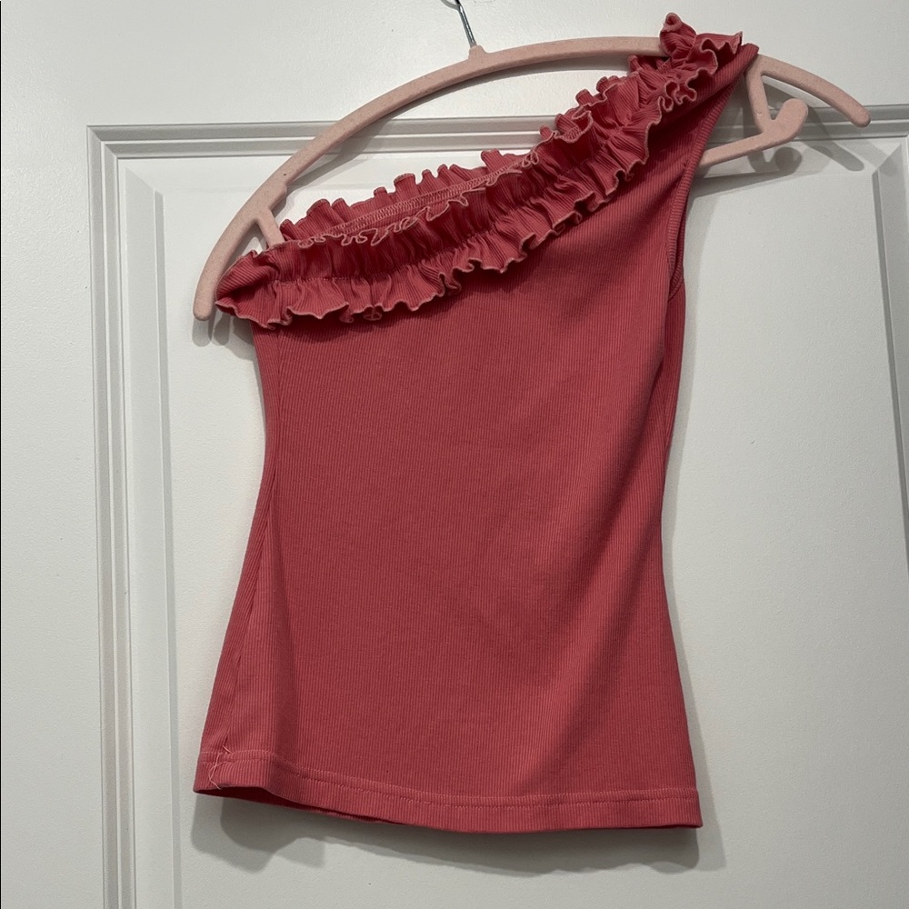 One-Shoulder Ruffle Pink Top - Picture 3 of 3